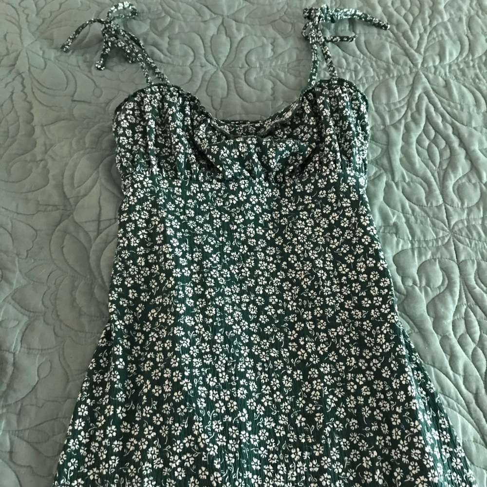 H&M green floral babydoll dress